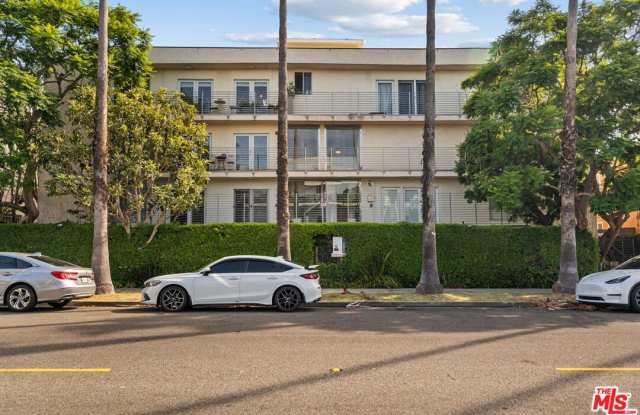 843 4th St photos photos