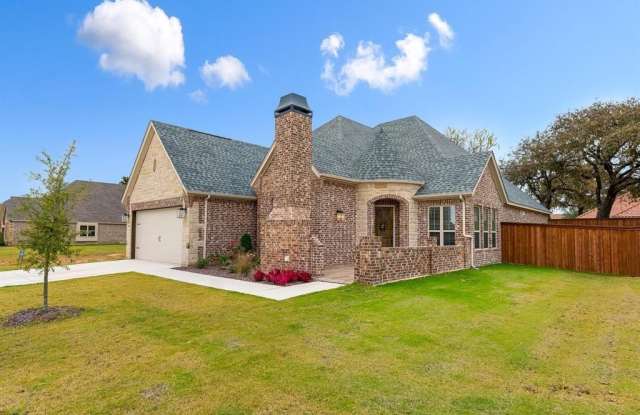 1300 Highland Park Circle photos photos