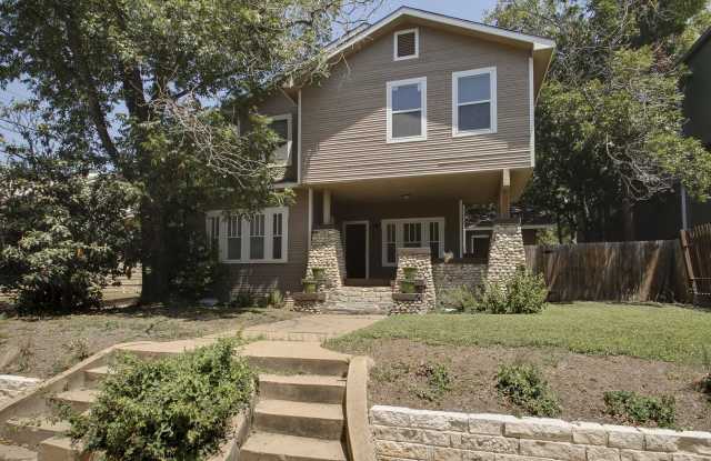 UT PRE-LEASE: West Campus / Walking Distance to UT Gallery 3