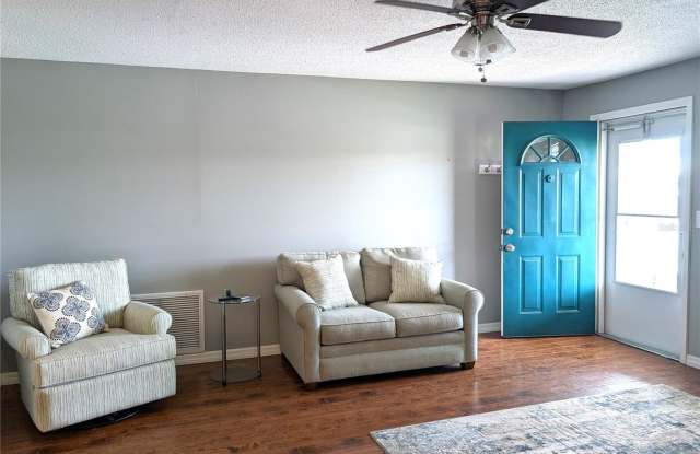 4415 96TH Avenue N Gallery 3