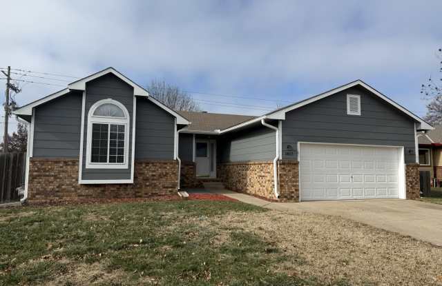 1817 N Pine Grove St photos photos