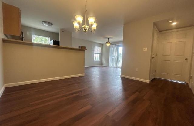 5200 Spring Creek Lane Gallery 3