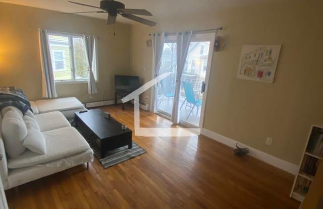 89 Glen St #2B Somerville MA 02145 photos photos
