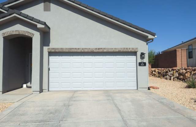 Modern 3 Bedroom Home with Spacious Layout! photos photos