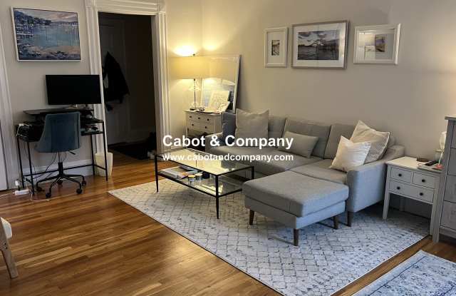 475 Beacon St photos photos