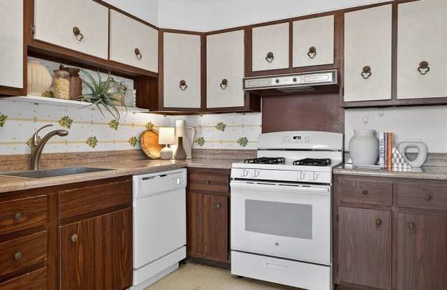 280 Boylston St Apt 804 Gallery 4
