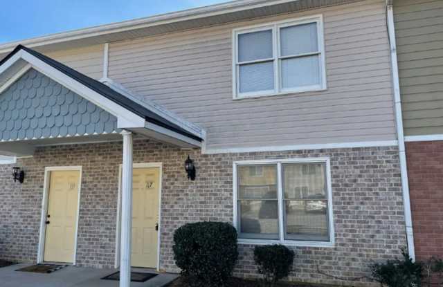 2 bed 2.5 bath in Stockbridge! photos photos