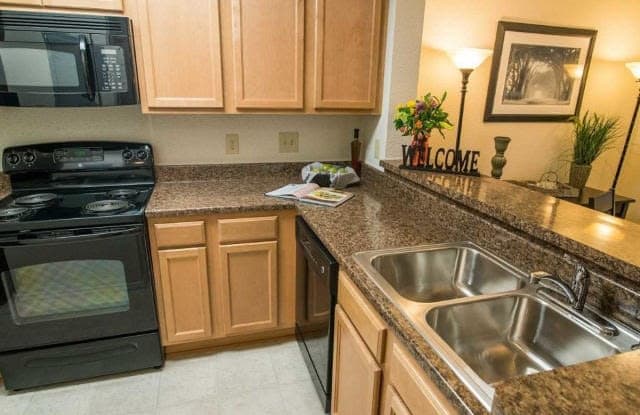 4300 Furman Hall Unit C31 photos photos