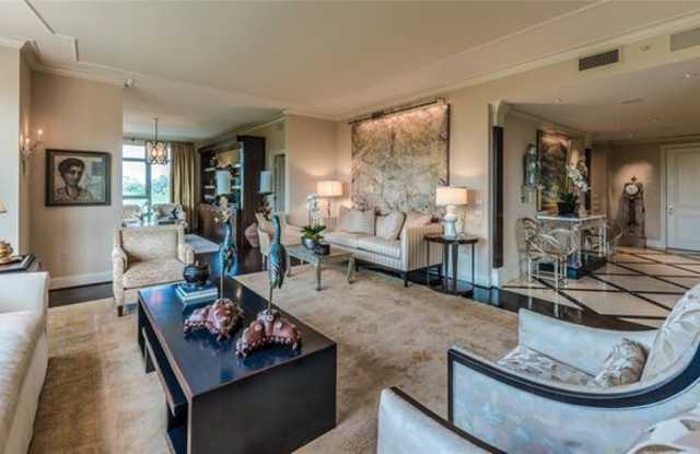 1000 Uptown Park - 1000 Uptown Park Boulevard, Houston, TX 77056