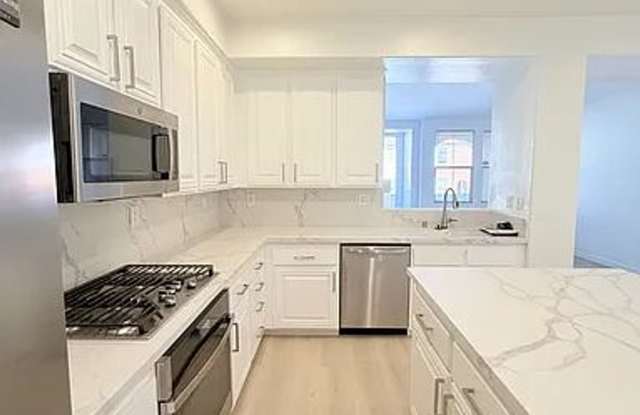 Newly Remodeled 2 Bedroom Townhouse in Torrey Highlands Gallery 4
