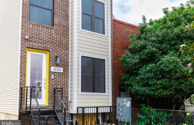1033 16TH STREET NE Gallery 2