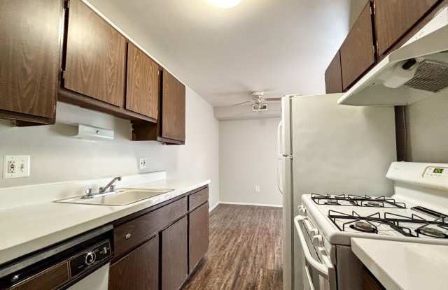 Warren Woods Apartments photos photos