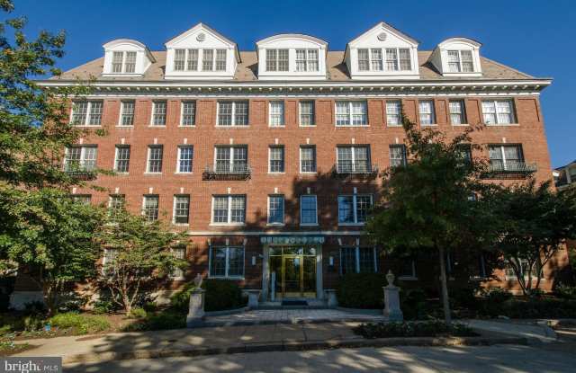 2229 BANCROFT PLACE NW - 2229 Bancroft Place Northwest, Washington, DC 20008