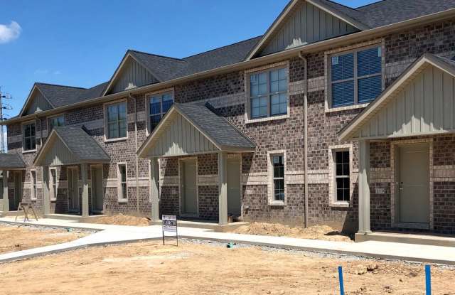 117 Rolling Oaks Dr Gallery 2