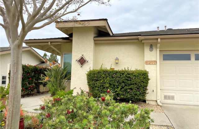 4210 Dawn Lane Gallery 2