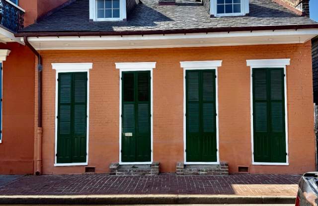 924 Ursulines Avenue photos photos