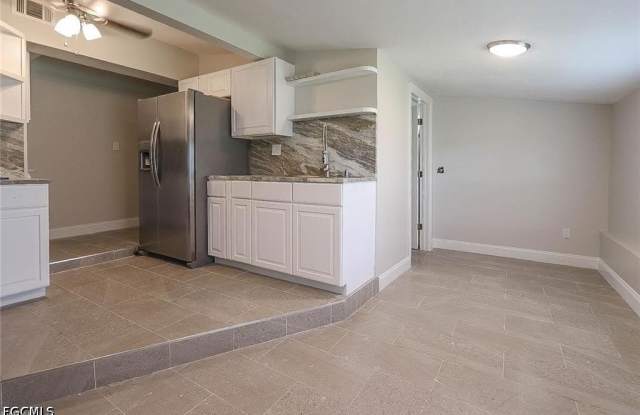 305 Bougainvillea Road W Gallery 4