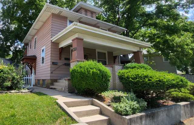 2418 Crescent Avenue - 2 photos photos