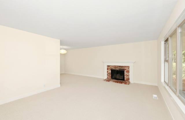 Beautiful 3 Bedroom Home in Walnut Creek! Gallery 4