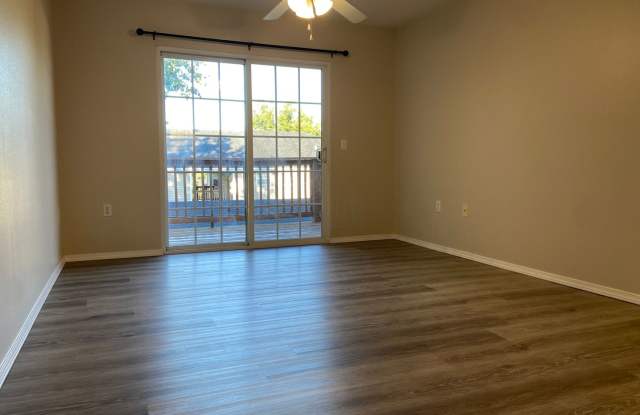 Condominium in Academy Commons photos photos