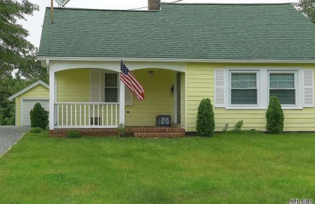 15 River Road - 15 River Road, Sayville, NY 11782 15 River Road - 15 River Road, Sayville, NY 11782