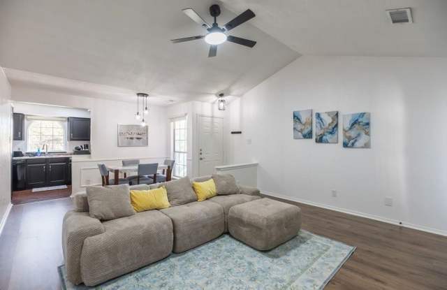 1402 Westheimer photos photos