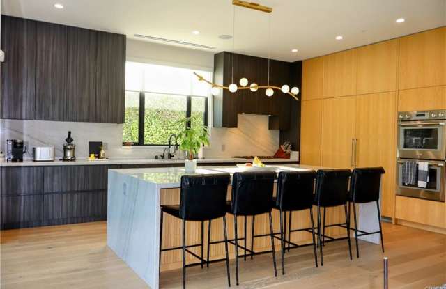 6430 Drexel Avenue photos photos