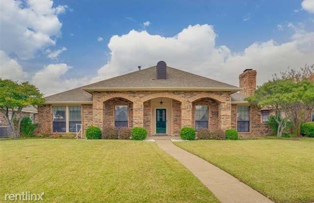 1433 Buena Vista Ave - 1433 Buena Vista Avenue, Garland, TX 75043