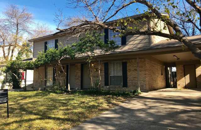 632 ROYAL CREST DR Gallery 2