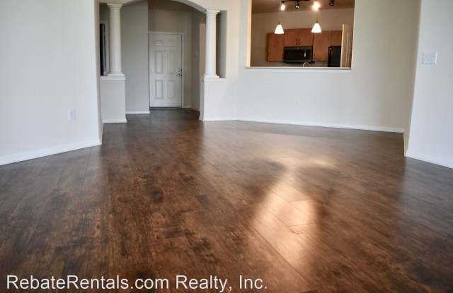 8290 Gate Parkway #415 - 8290 W Gate Pkwy 415, Jacksonville, FL 32216
