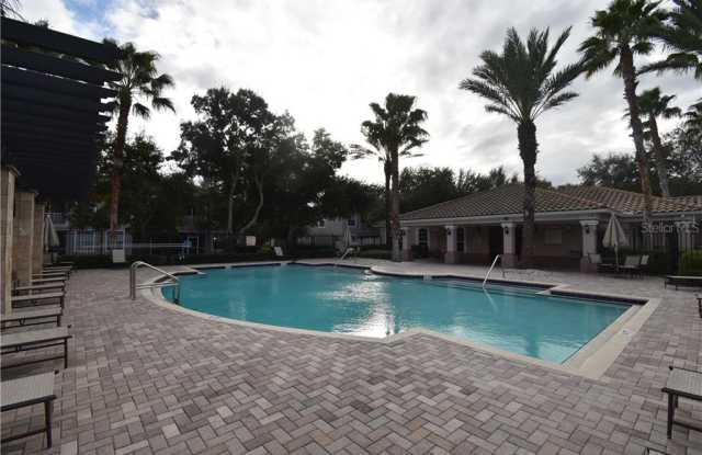 2128 CARRIAGE LANE Gallery 4