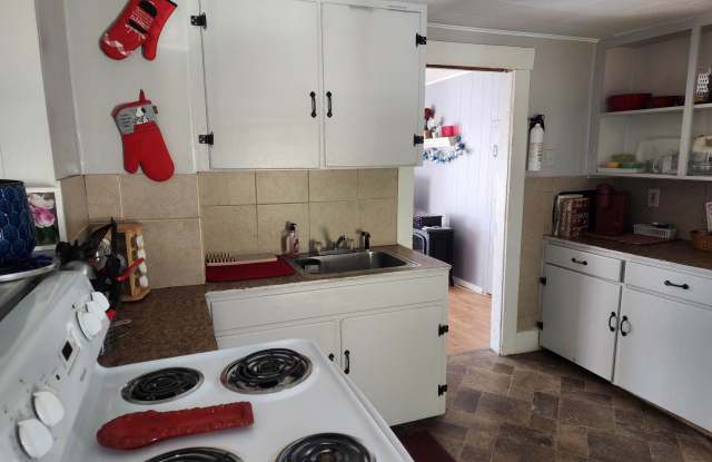 6 Hagar Lane - 6 Hager Lane, Littleton, NH 03561 6 Hagar Lane - 6 Hager Lane, Littleton, NH 03561