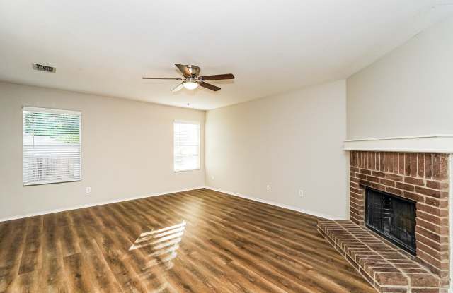 716 Wrigley Drive Gallery 4