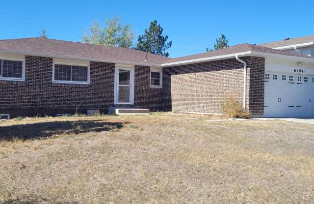 6304 Kevin Avenue photos photos