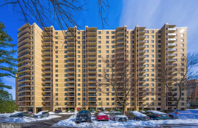 307 YOAKUM Parkway unit: 920 photos photos