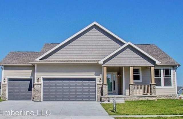 6234 N 15th St - 6234 North 15th Street, Lincoln, NE 68521