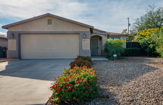 5392 E 32nd St photos photos