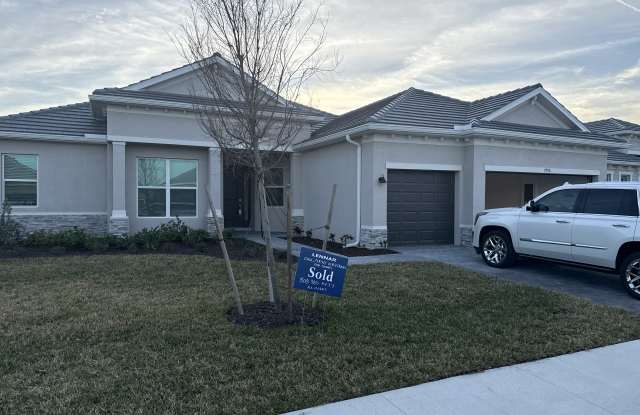 7796 Lakes Edge Ln photos photos