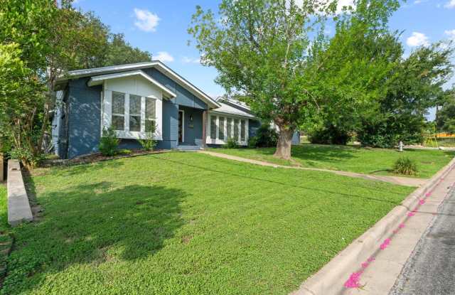 Poolside Living in the Heart of Barton Hills photos photos