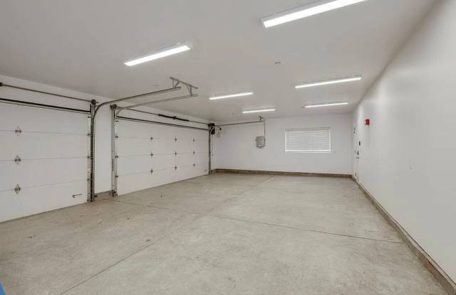 550 Hathaway Ave Gallery 4