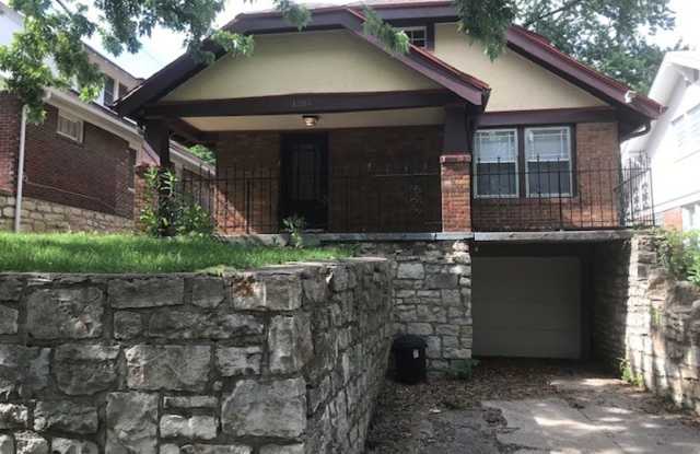 West Plaza Home 3 blocks from Plaza - 1204 West 48th Street, Kansas City, MO 64112