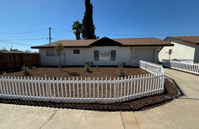 Fully Renovated 3BD/1.5BA House | Eucalyptus Ave, Moreno Valley photos photos