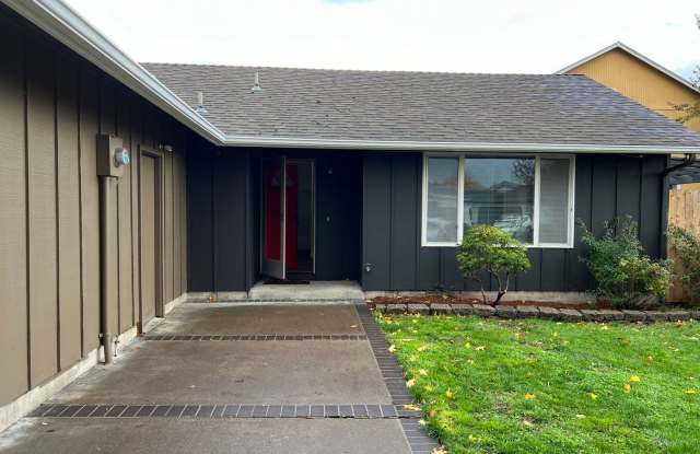 Beautiful 3 bedroom 2 bath house in Eugene! Gallery 3