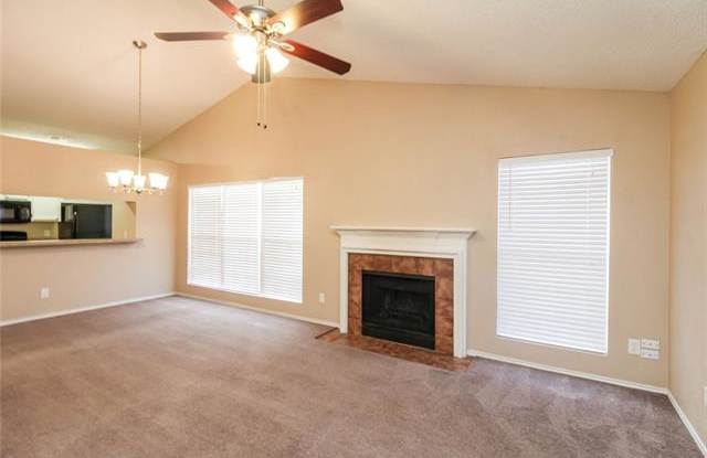 2328 Forestbrook Drive Gallery 2