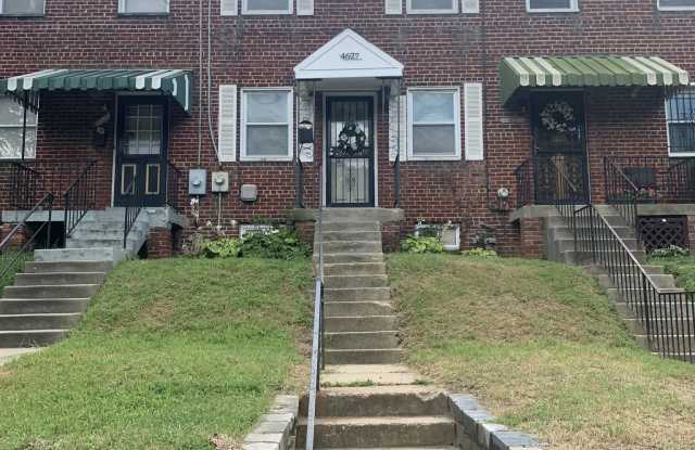 4627 East Capitol St SE Gallery 2