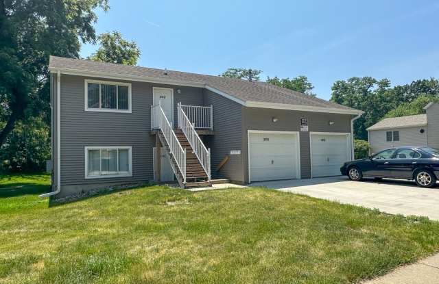 3112 West St - 3112 West Street, Ames, IA 50014