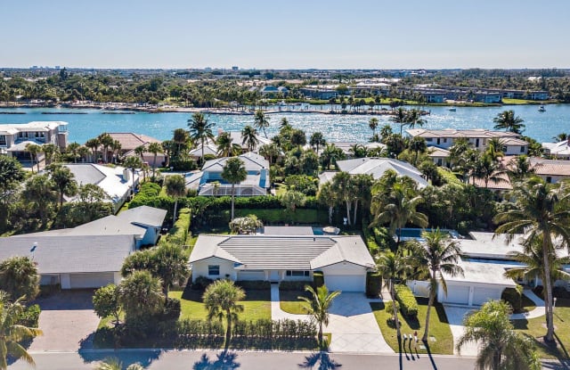 144 Beacon Lane - 144 Beacon Lane, Jupiter Inlet Colony, FL 33469