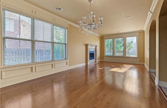 5404 S Chimay Drive Gallery 3