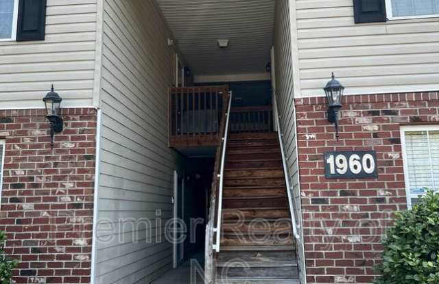 1960 Crest Hollow Dr photos photos