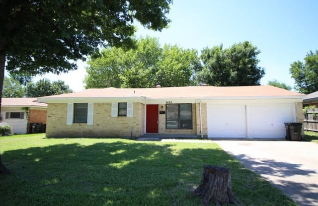 3435 Caracas Dr - 3435 Caracas Drive, Mesquite, TX 75150